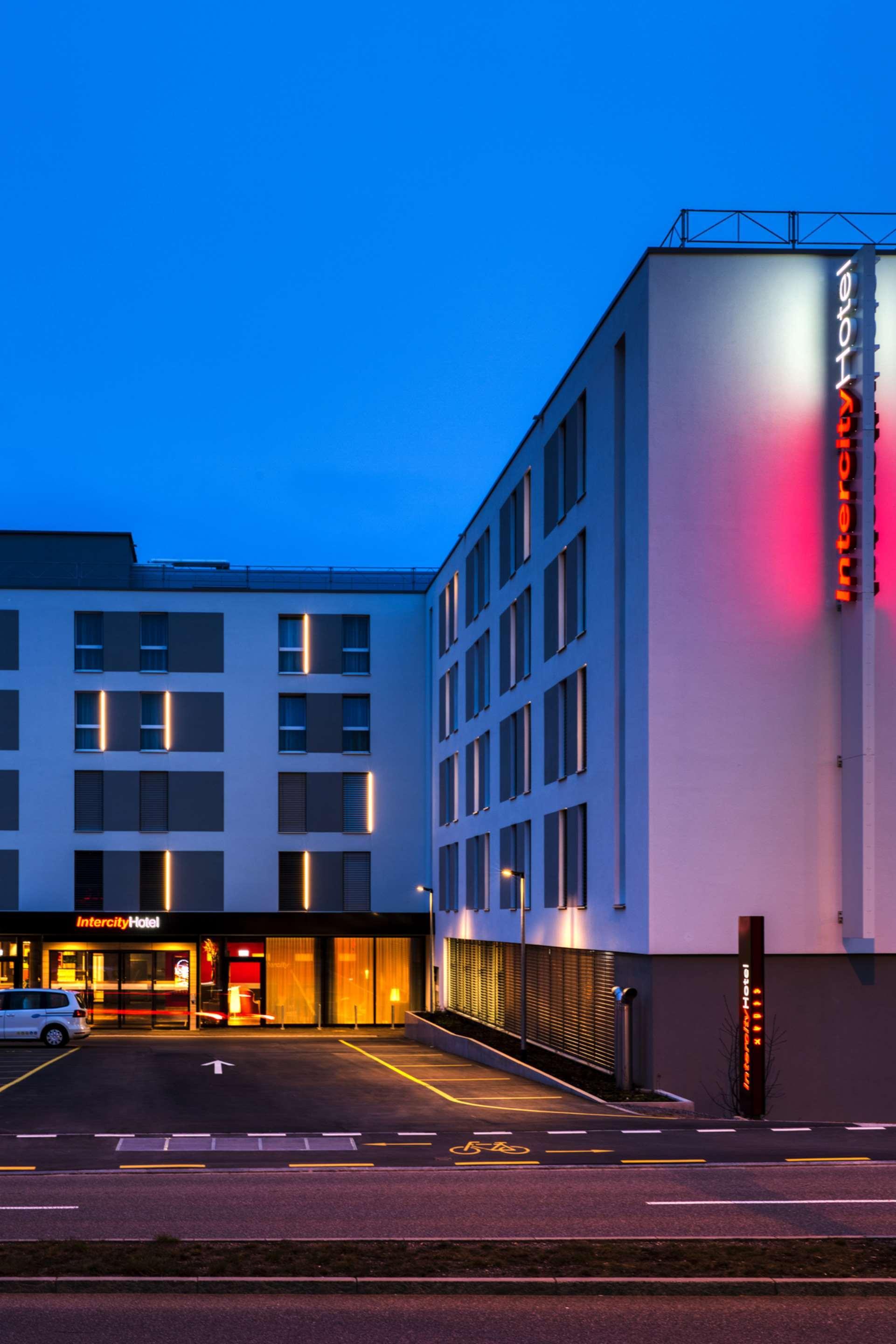 Intercityhotel Zuerich Airport Rumlang Exterior photo